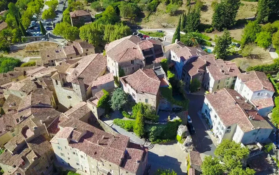 Village perché 1